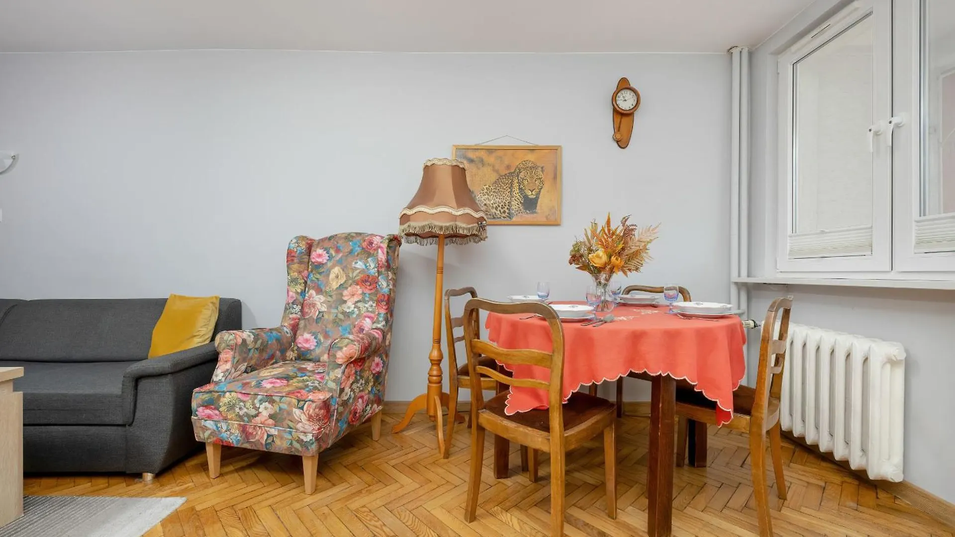 Spacious & Bright Apartment In Solec By Noclegi Renters Warsaw Poland
