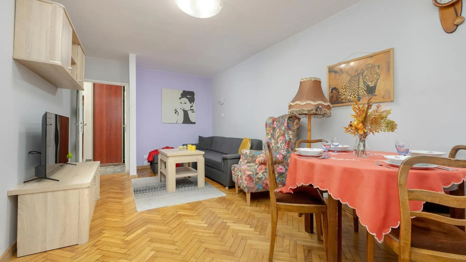 Spacious & Bright Apartment In Solec By Noclegi Renters Warsaw 0*,  Poland